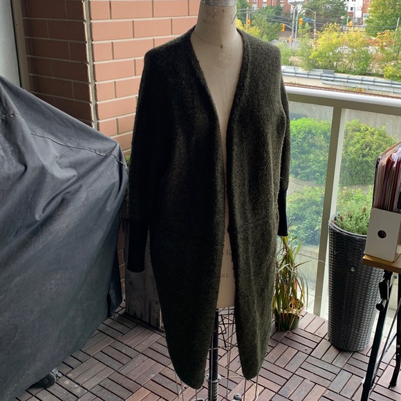 Cynthia Rowley Sweaters - Cynthia Rowley two tone cardigan